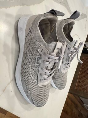 TRUE All Day Knit 3 Women's Spikeless Golf Shoes - Worn Once